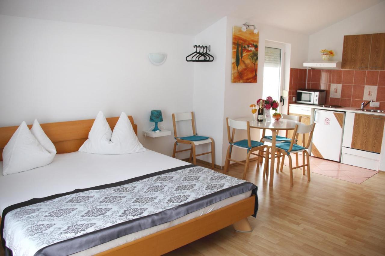Apartments Gavric Trogir Extérieur photo
